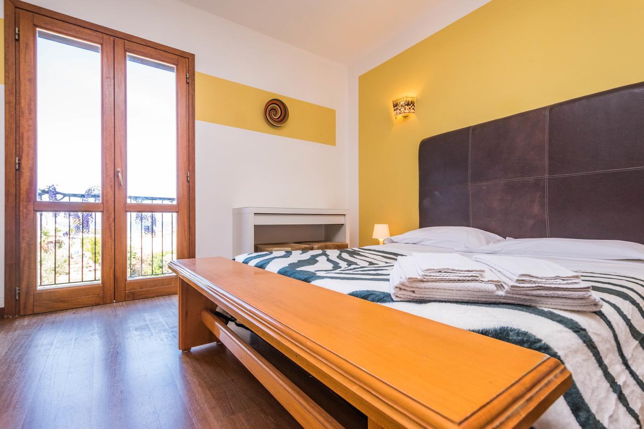 B&B Le Dune Lascari Exterior photo