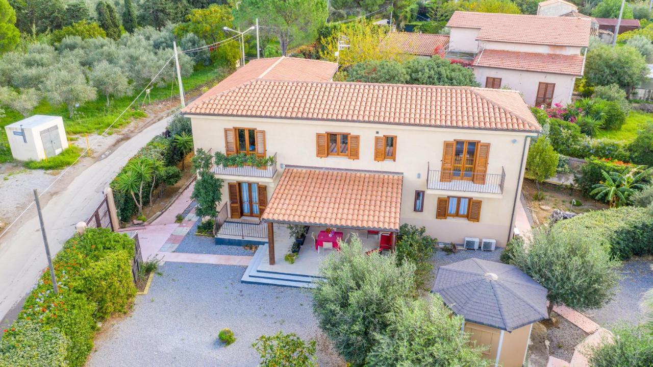 B&B Le Dune Lascari Exterior photo
